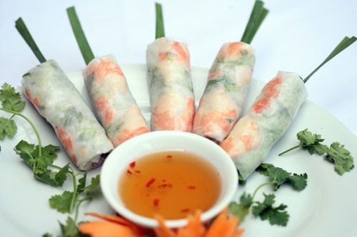 'Goi cuon' (Salad rolls) (Photo: Thanh Nien) 'Goi cuon' (Salad rolls) (Photo: Thanh Nien)